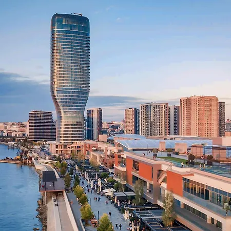 Waterfront 16th Fl Lux Apt. W/ View *